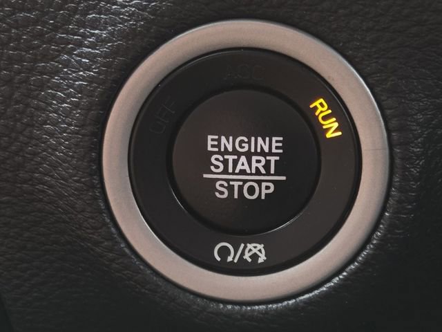 Used 2023 Dodge Challenger R/T RWD image 12