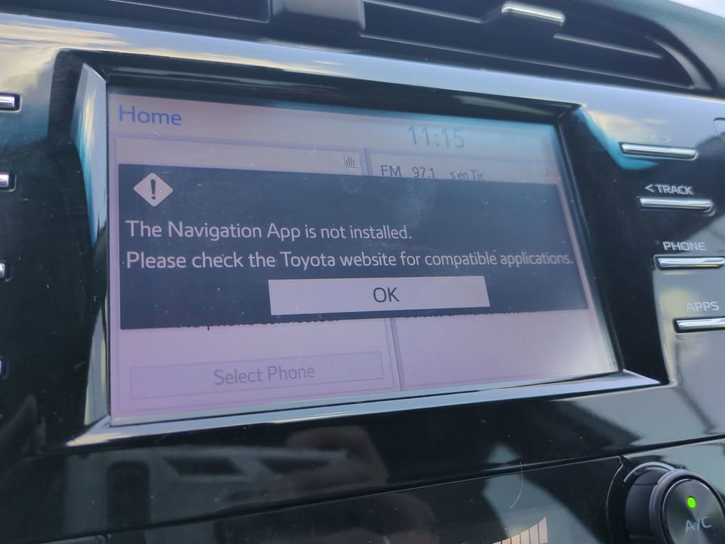 Used 2019 Toyota Camry SE w/ Convenience Package FWD image 23