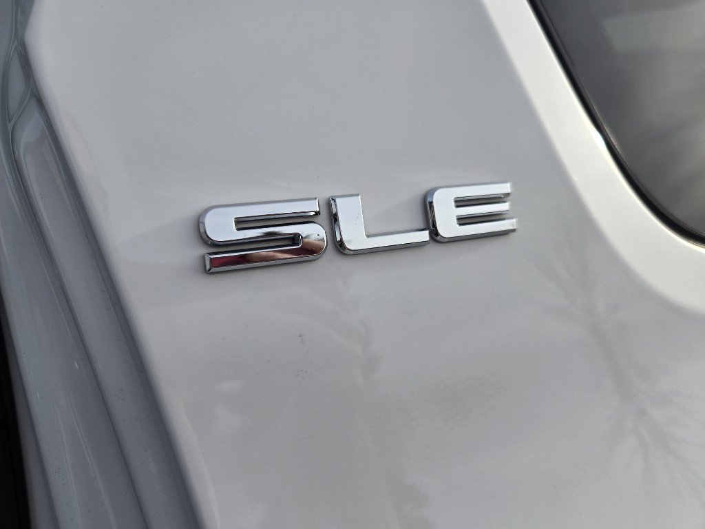 Used 2019 GMC Acadia SLE AWD/4WD image 5