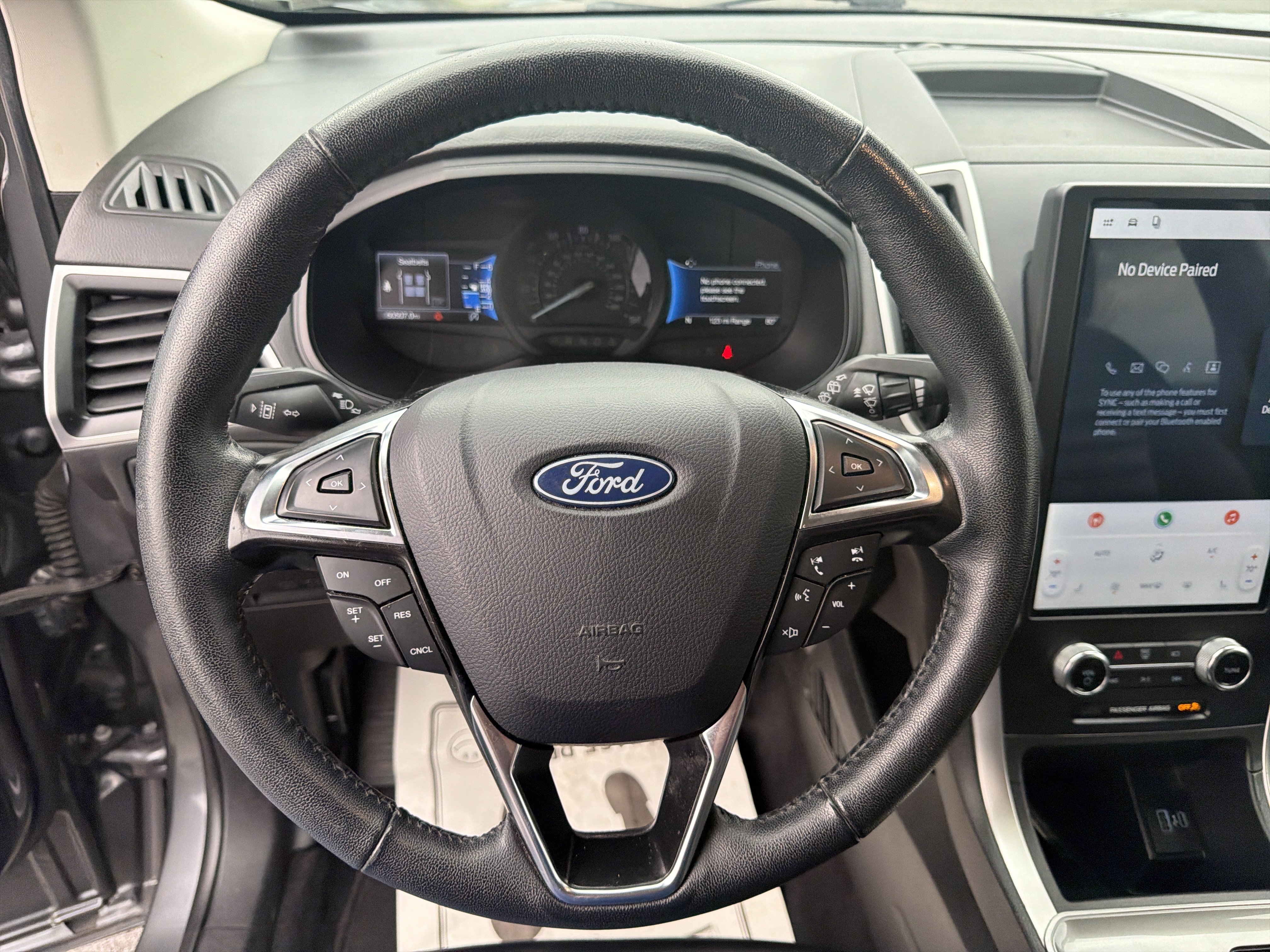 Used 2024 Ford Edge SEL AWD/4WD image 17