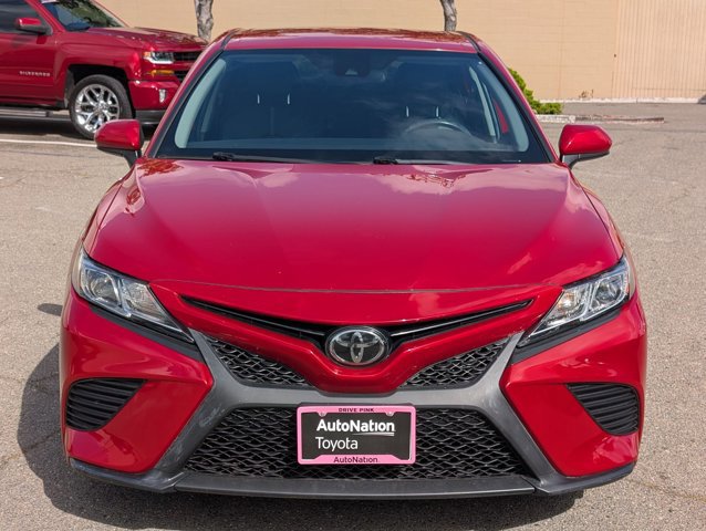 Used 2019 Toyota Camry SE FWD image 2