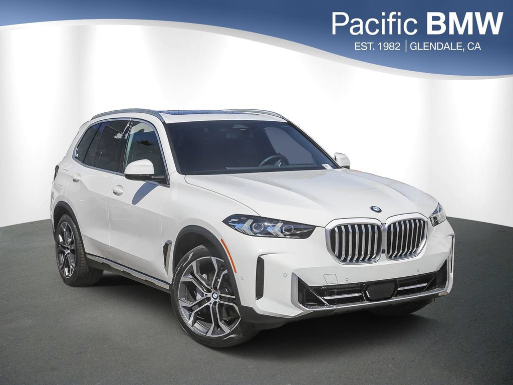 New 2026 BMW X5 xDrive40i w/ Parking Assistance Package