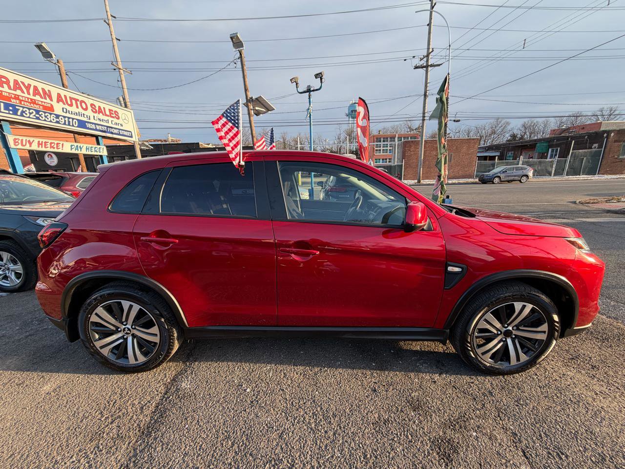 Used 2024 Mitsubishi Outlander Sport ES image 2