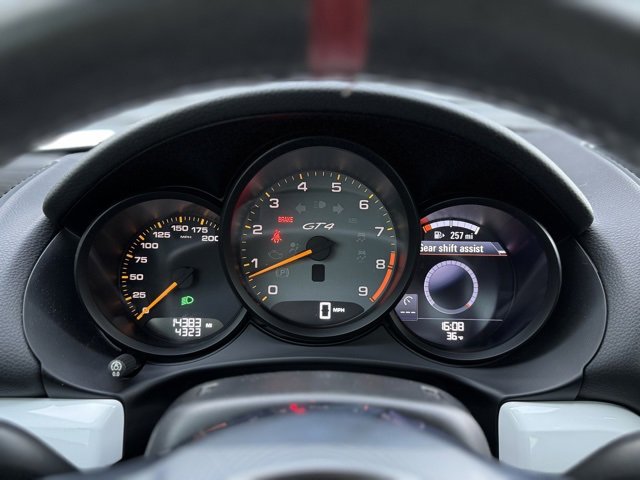 Used 2016 Porsche Cayman GT4 w/ Sport Chrono Package image 20