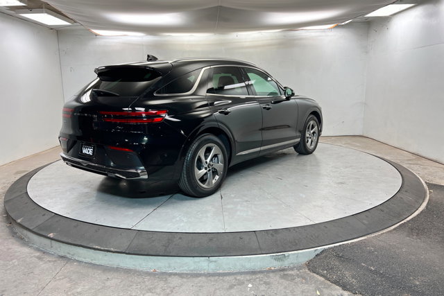 Used 2026 Genesis GV70 2.5T Advanced image 5