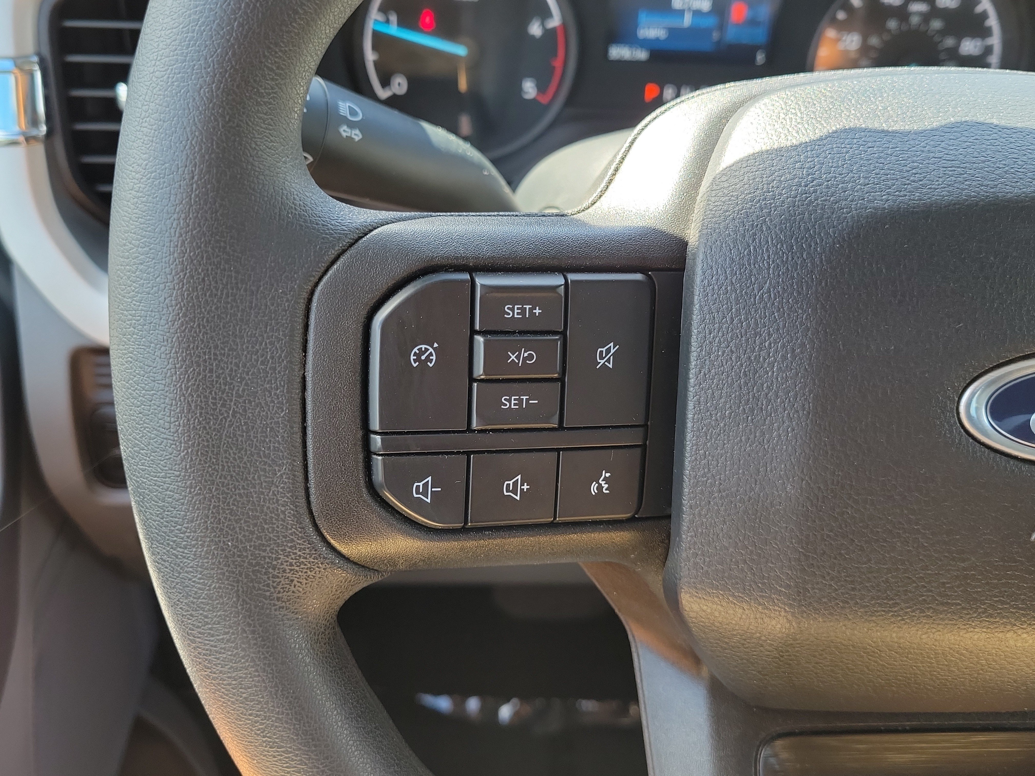 Certified 2024 Ford F350 XLT AWD/4WD image 24