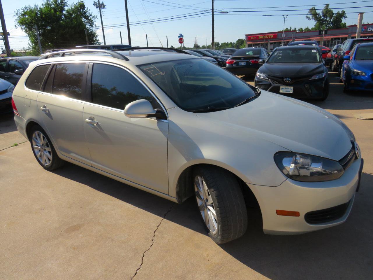 Used 2011 Volkswagen Jetta TDI FWD image 3