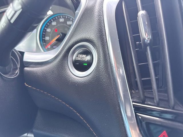 Used 2021 Chevrolet Traverse Premier w/ Redline Edition AWD/4WD image 17