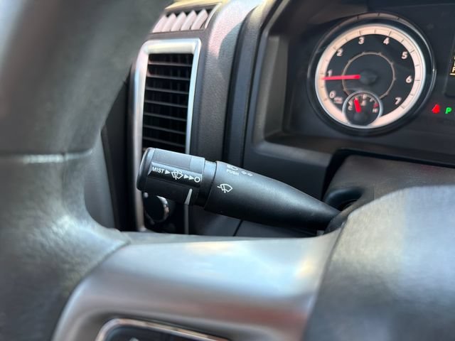 Used 2021 RAM 1500 Classic SLT AWD/4WD image 15