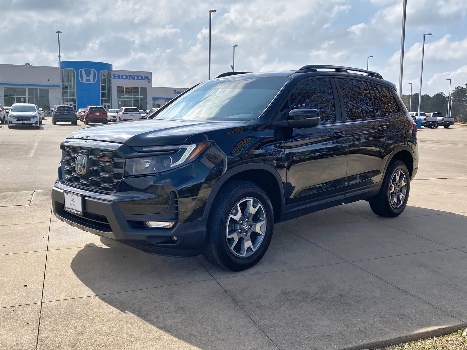 Used 2022 Honda Passport TrailSport image 3