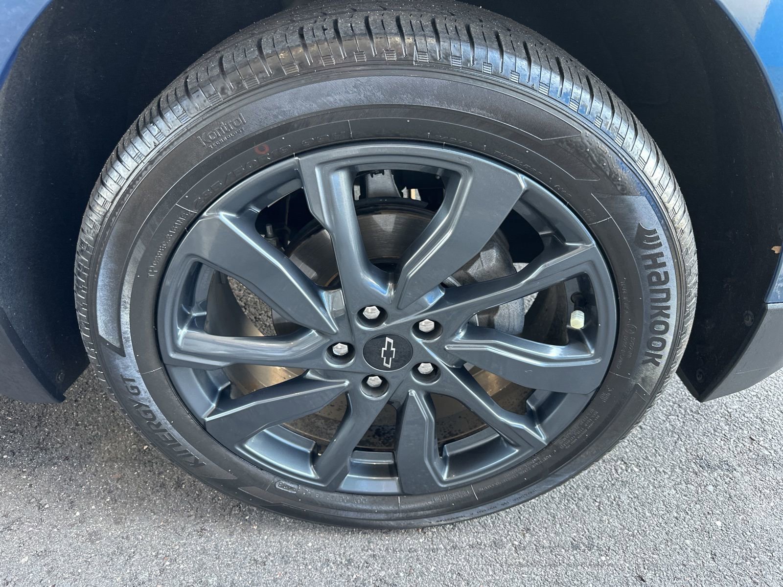 Used 2024 Chevrolet Equinox RS AWD/4WD image 12