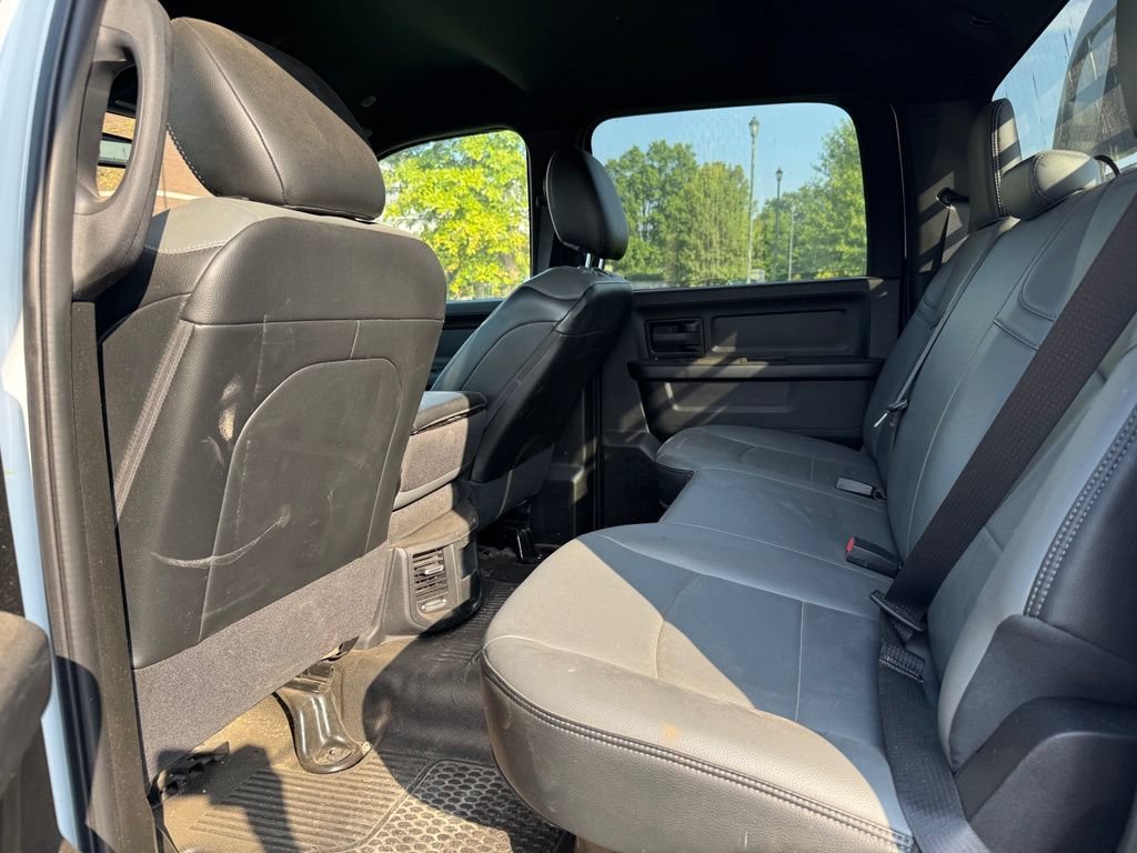 Used 2021 RAM 5500 Tradesman w/ Chrome Appearance Group AWD/4WD image 12