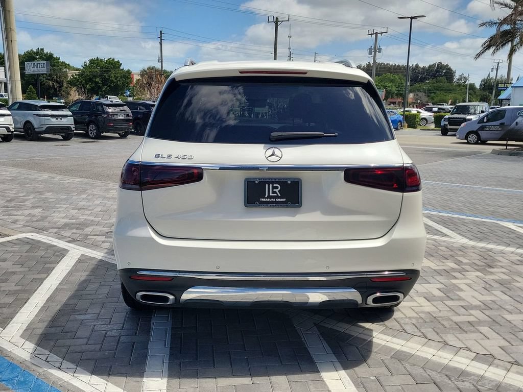 Used 2022 Mercedes-Benz GLS 450 4MATIC image 4
