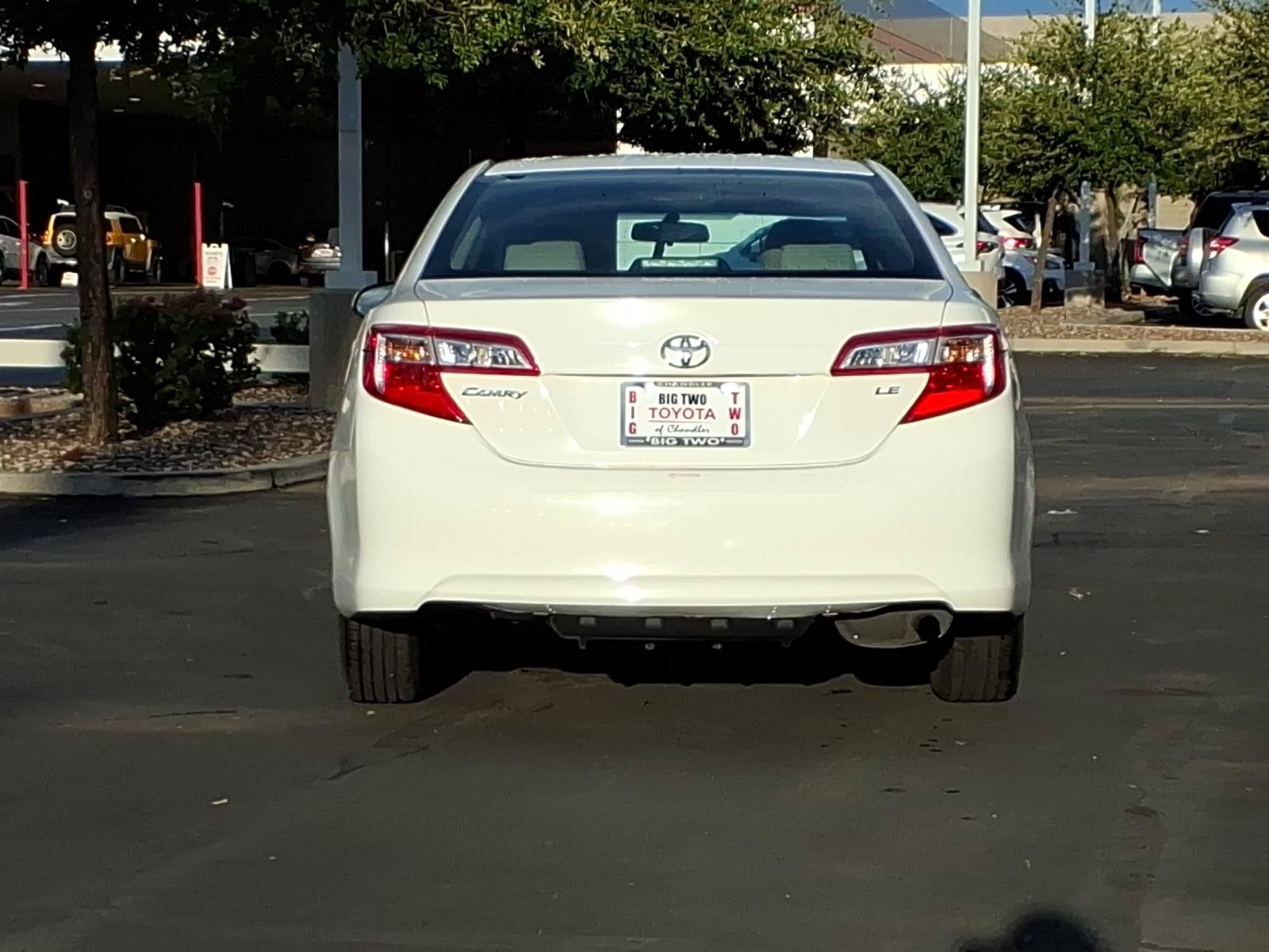 Used 2012 Toyota Camry LE FWD image 5