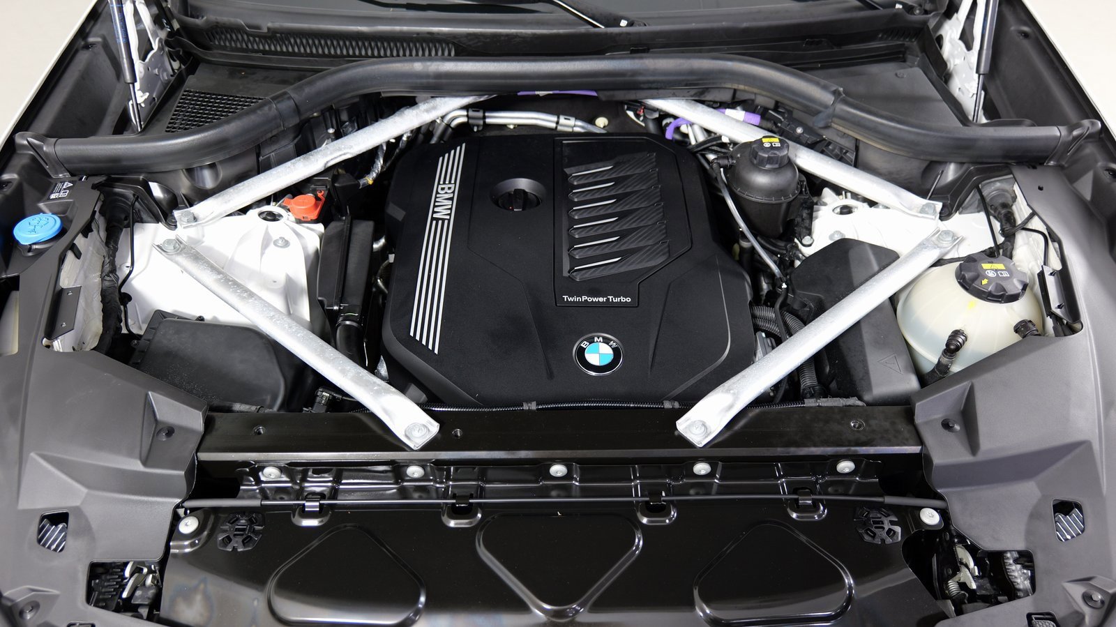 Used 2022 BMW X5 xDrive40i w/ Parking Assistance Package image 67