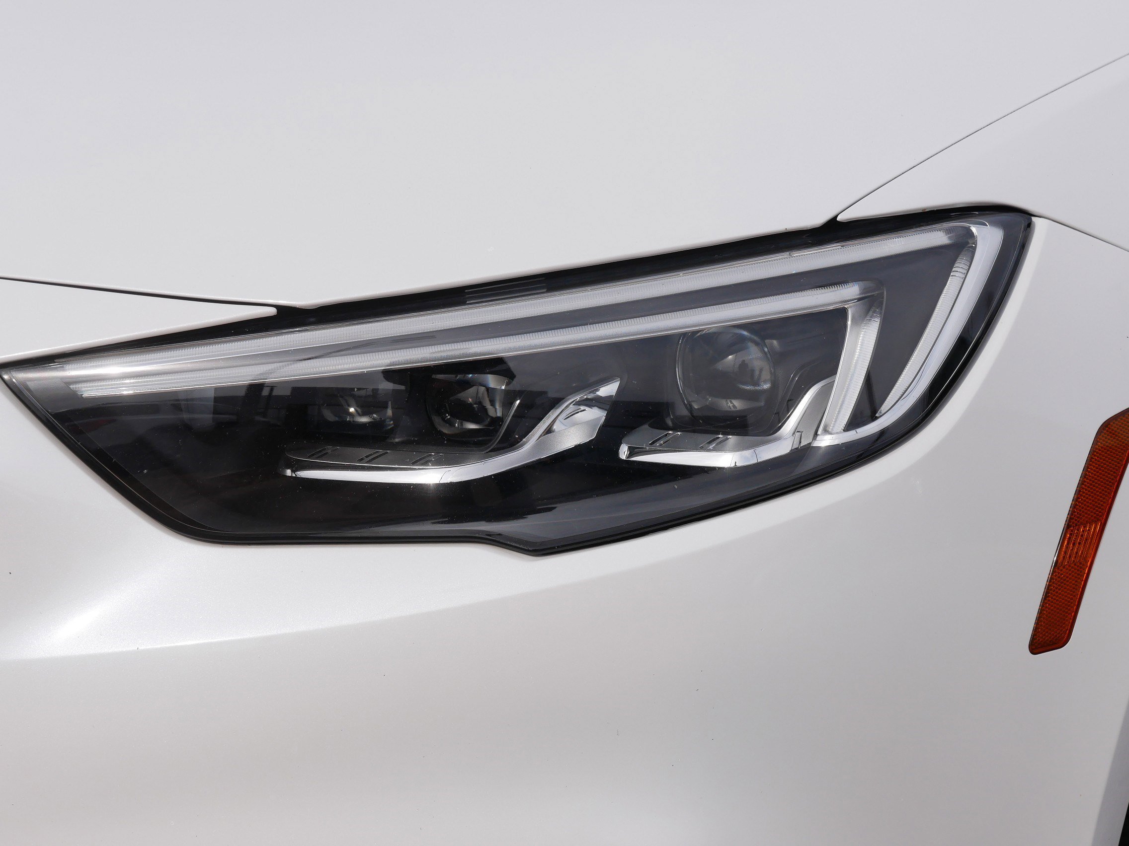 Used 2018 Buick Regal Essence w/ Driver Confidence Package #1 image 16