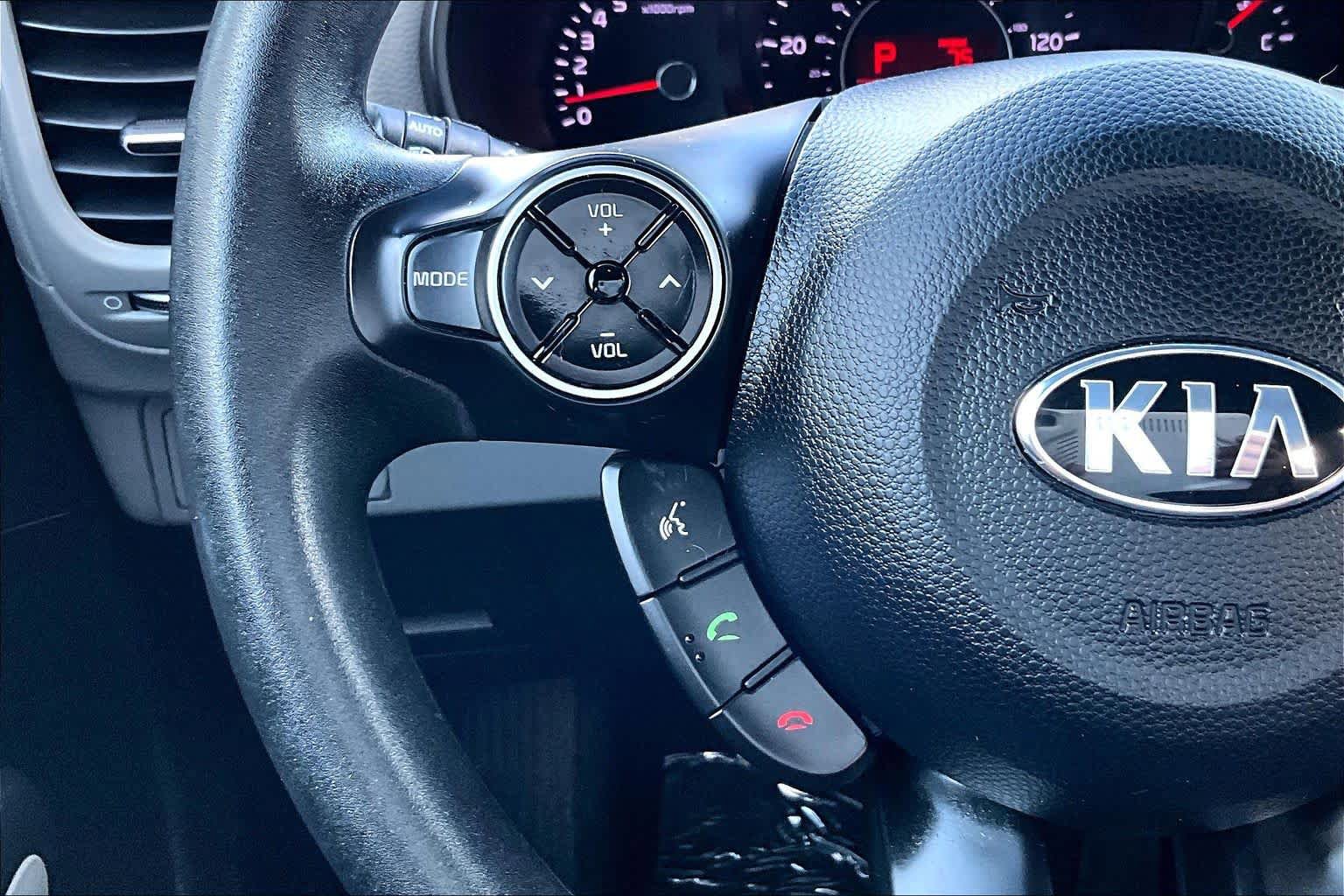 Used 2019 Kia Soul FWD image 23