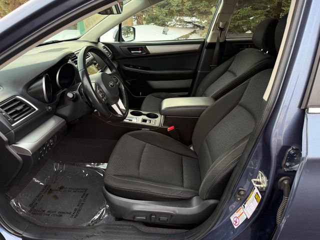 Used 2017 Subaru Outback 2.5i Premium image 6