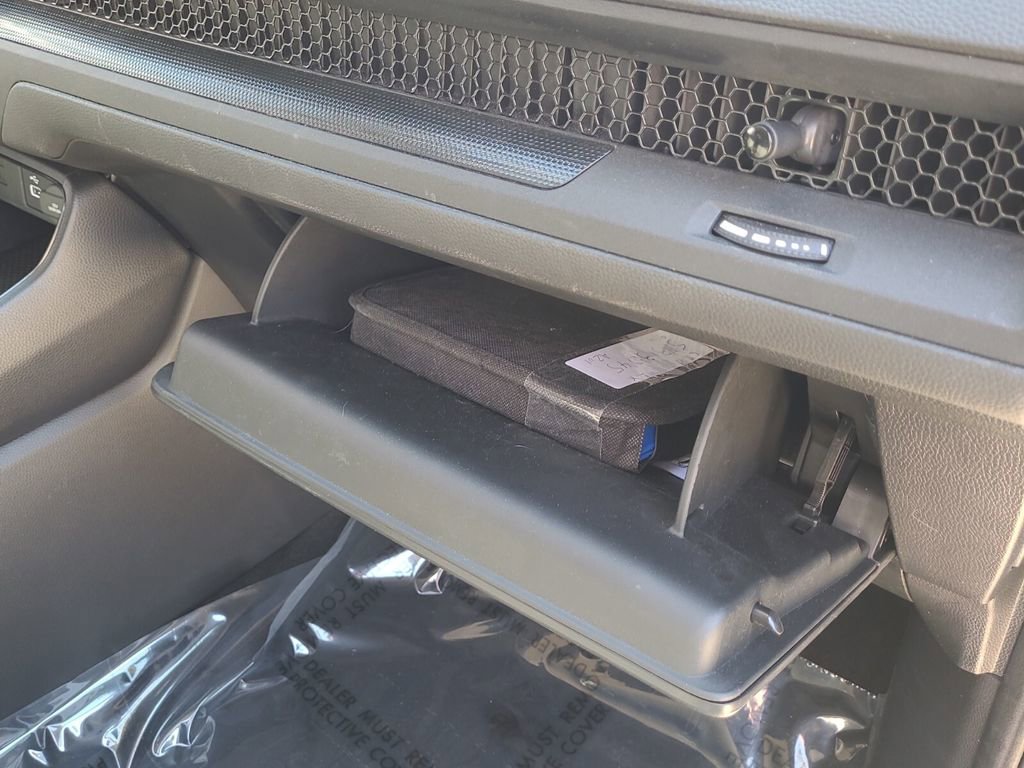 Used 2025 Honda CR-V LX image 19