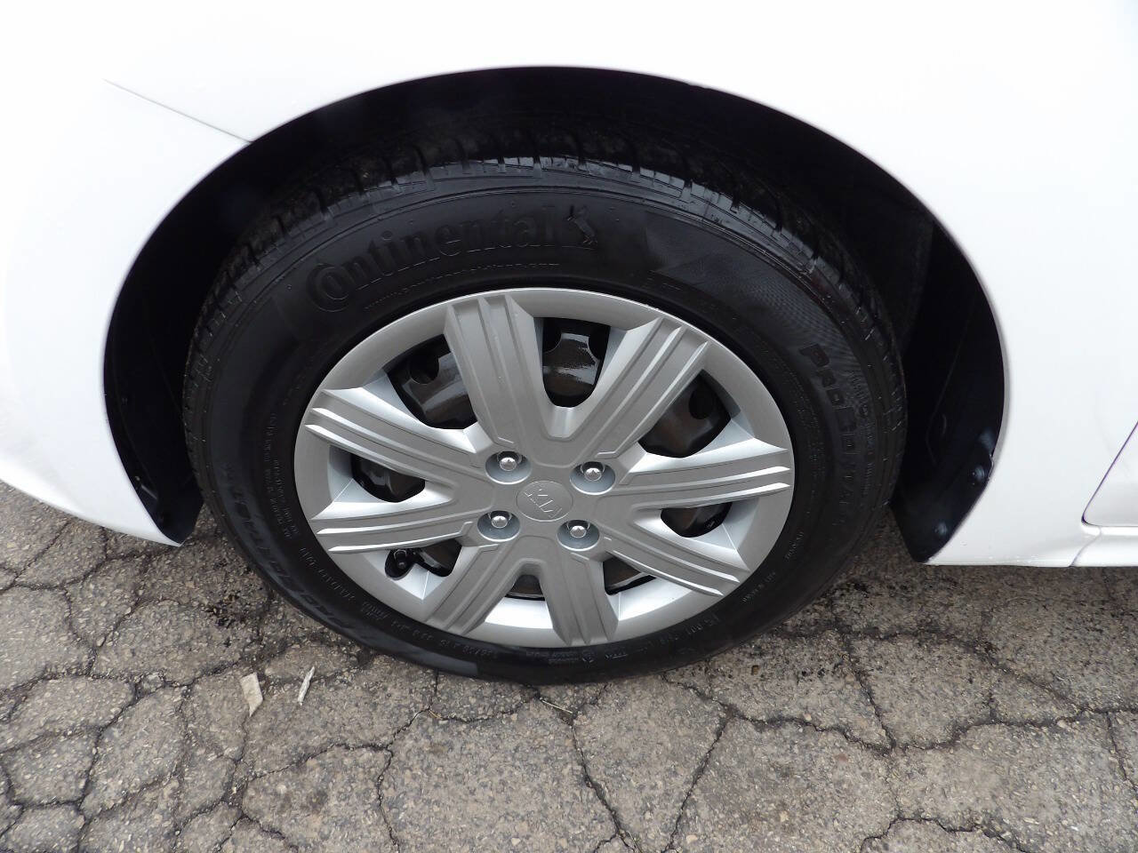 Used 2021 Kia Rio LX image 5