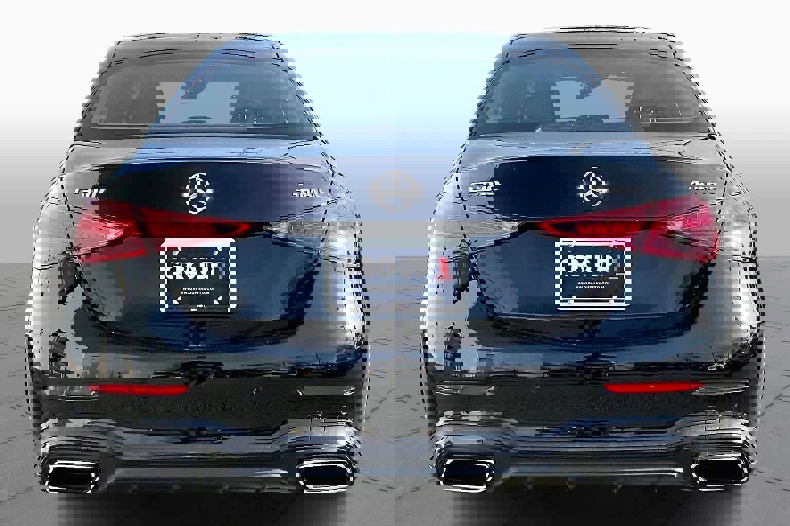 Used 2023 Mercedes-Benz C 300 4MATIC Sedan image 4