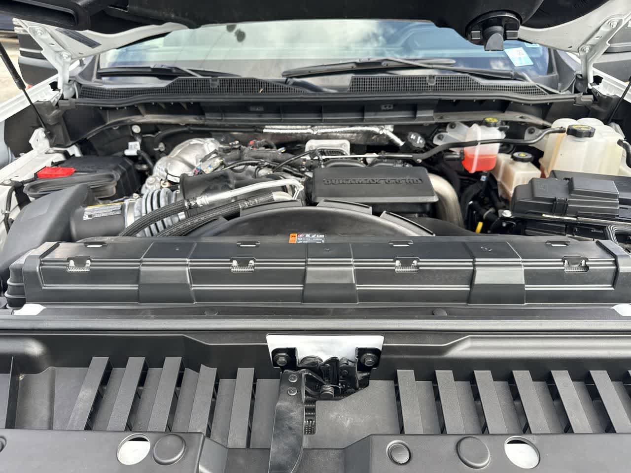 Used 2025 Chevrolet Silverado 2500 LT w/ Convenience Package AWD/4WD image 12