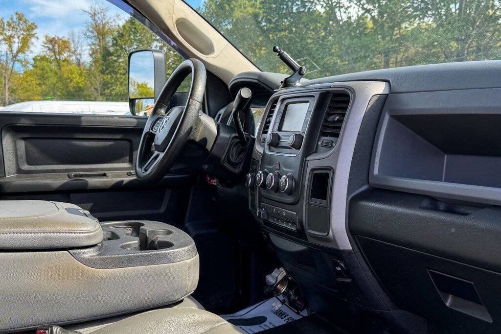 Used 2016 RAM 5500 Tradesman w/ Max Tow Package AWD/4WD image 10