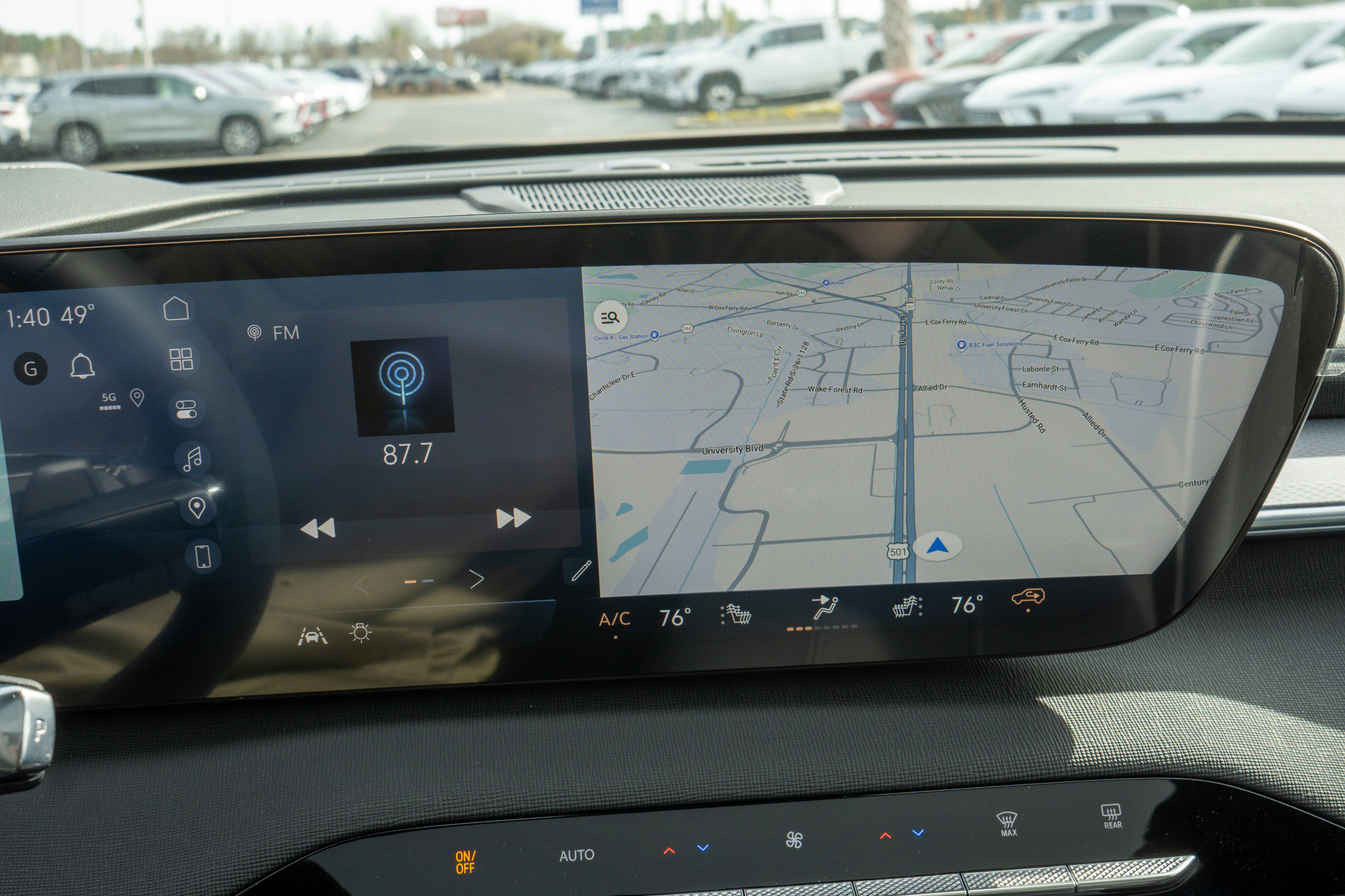 New 2026 Buick Enclave Sport Touring w/ Power Package image 15