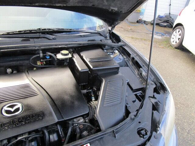 Used 2005 MAZDA MAZDA3 s w/ Sport Pkg image 37