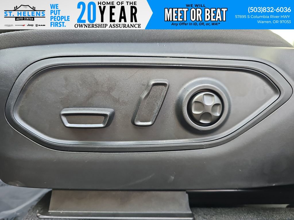 New 2026 Jeep Grand Cherokee L Limited w/ Trailer Tow Package image 17