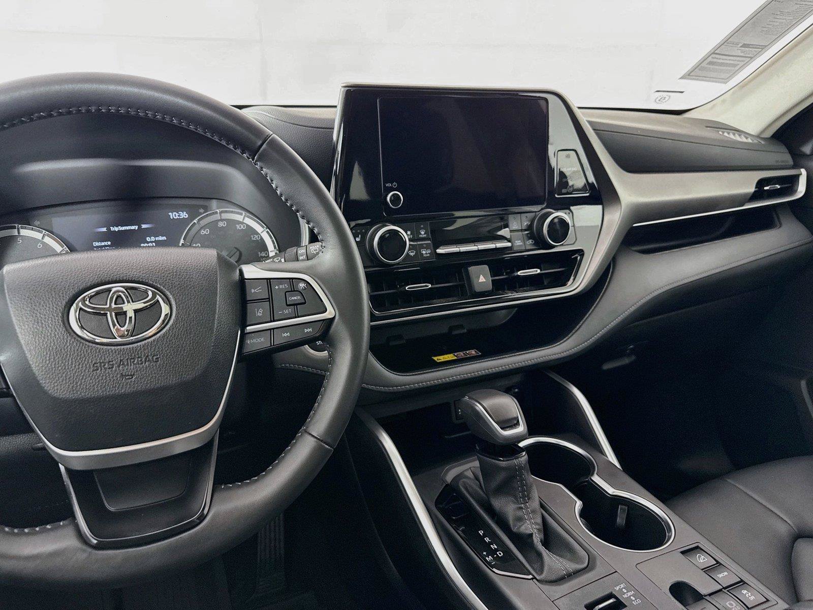 Certified 2026 Toyota Highlander XLE AWD/4WD image 33