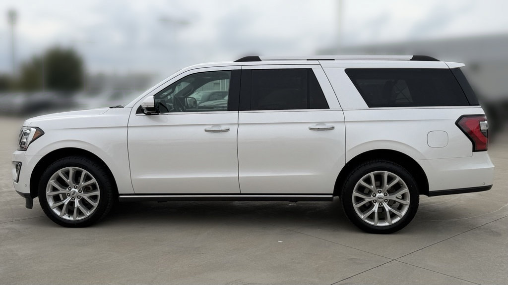 Used 2018 Ford Expedition Max Limited w/ Equipment Group 302A AWD/4WD image 2