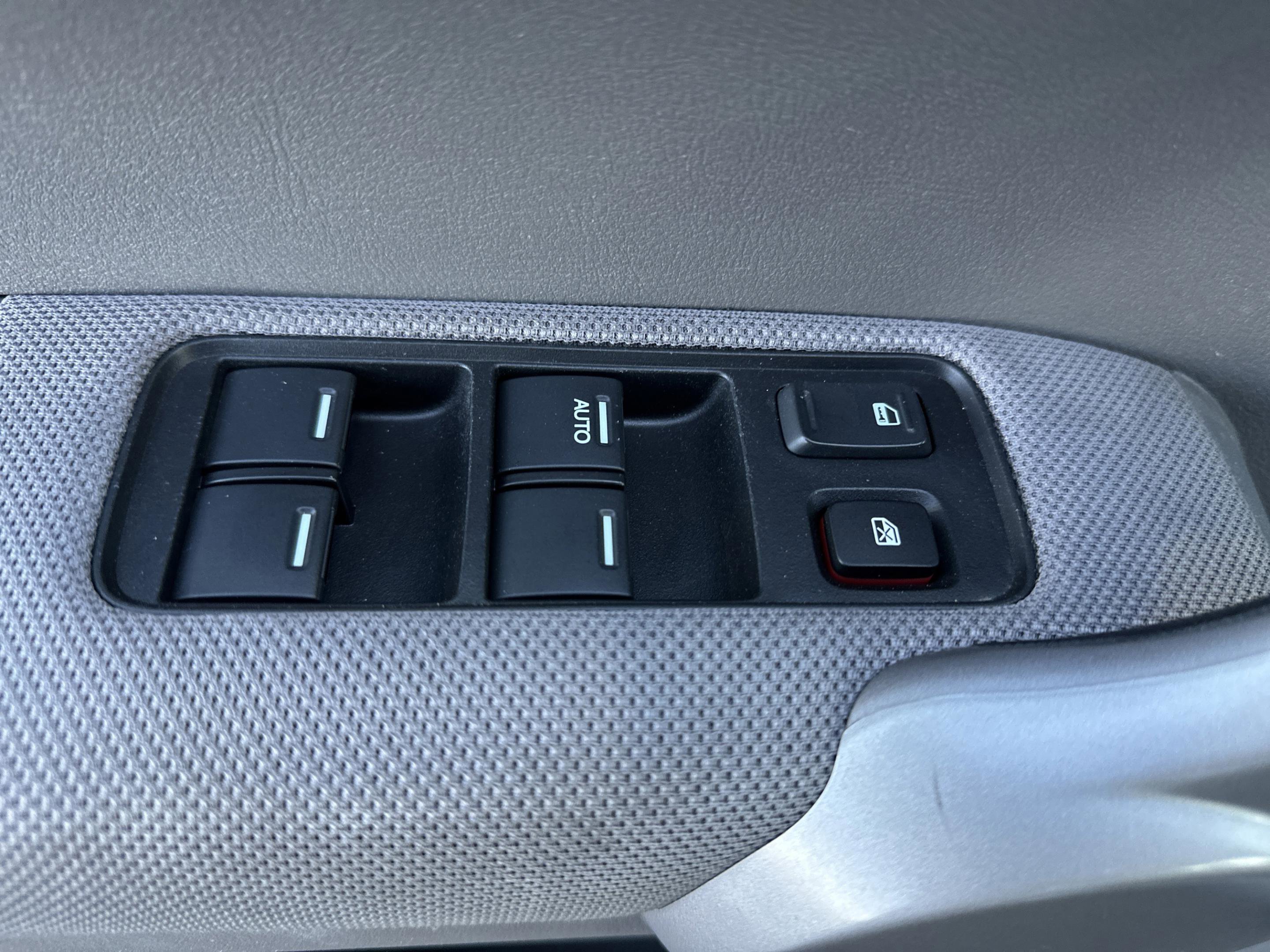 Used 2007 Honda CR-V LX image 11