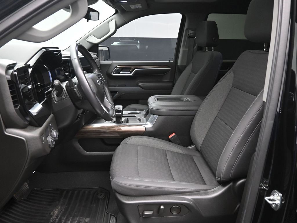 Used 2022 Chevrolet Silverado 1500 RST w/ Convenience Package II image 18