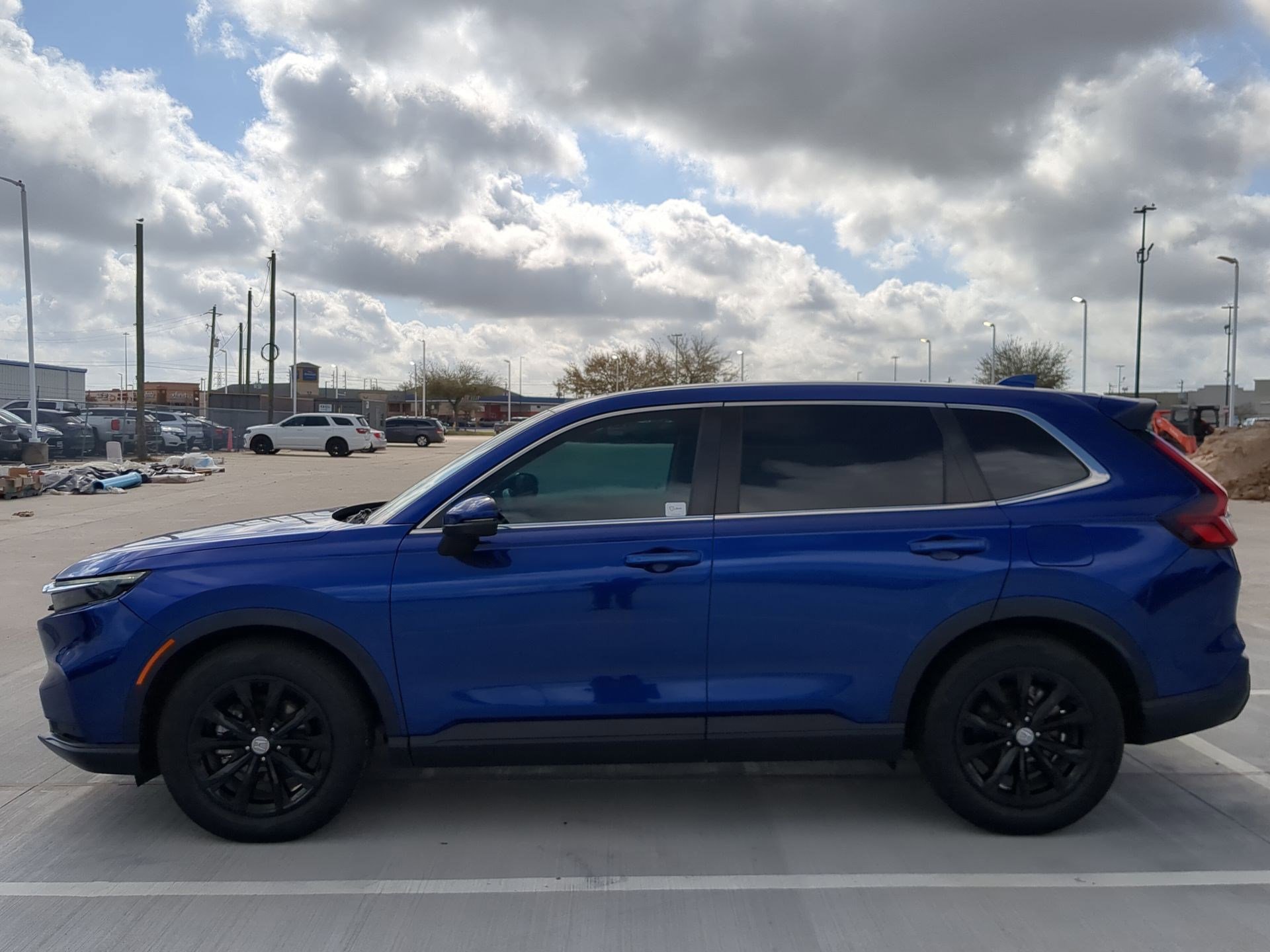 Used 2023 Honda CR-V EX-L image 7