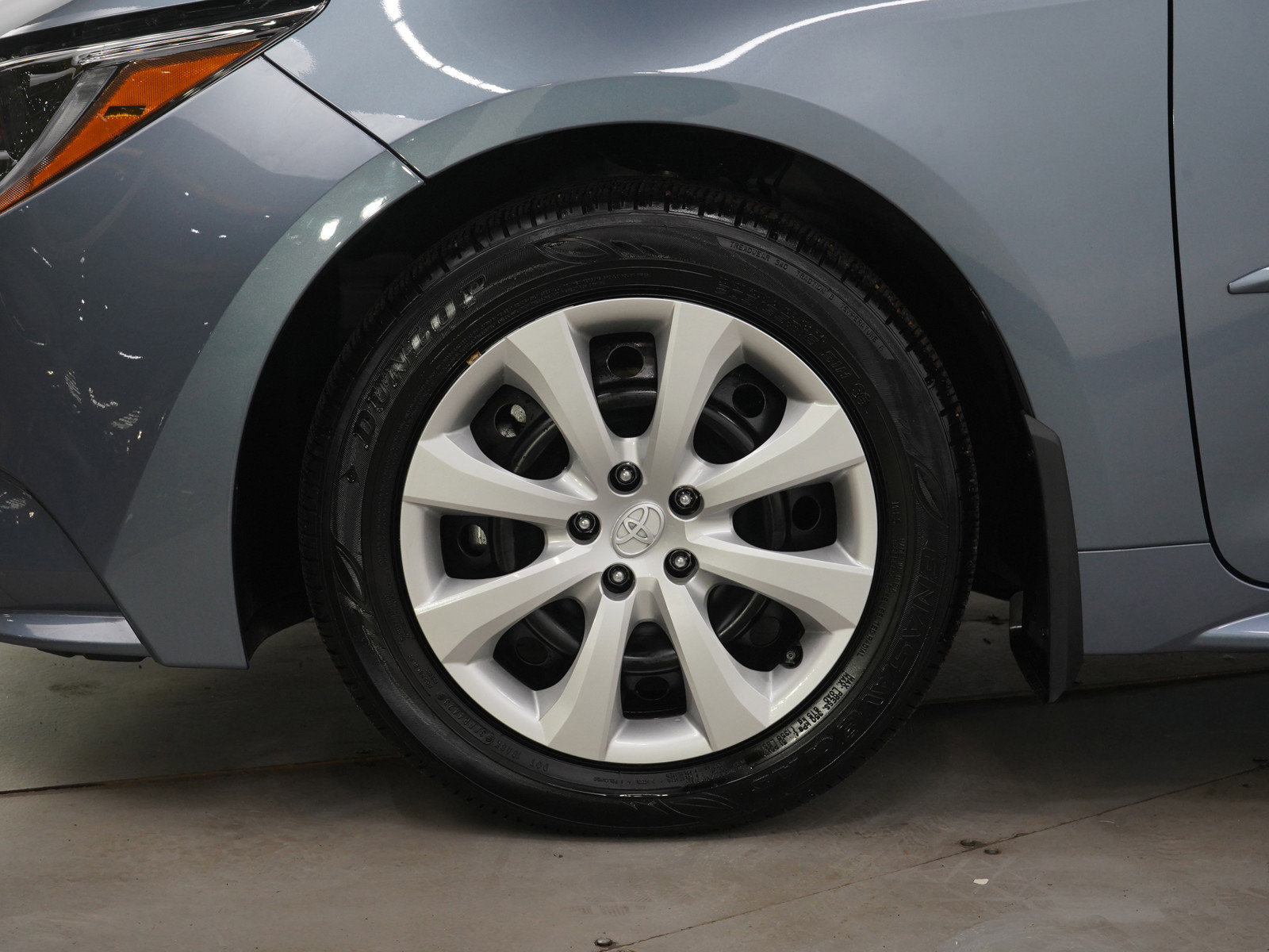 Used 2024 Toyota Corolla LE image 28