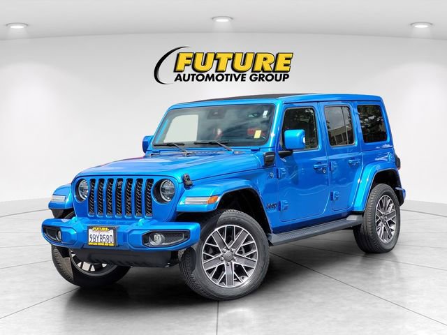Used 2022 Jeep Wrangler Unlimited Sahara AWD/4WD image 3