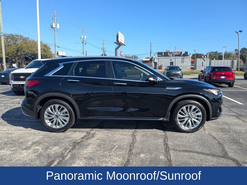 Used 2023 INFINITI QX50 Luxe image 3