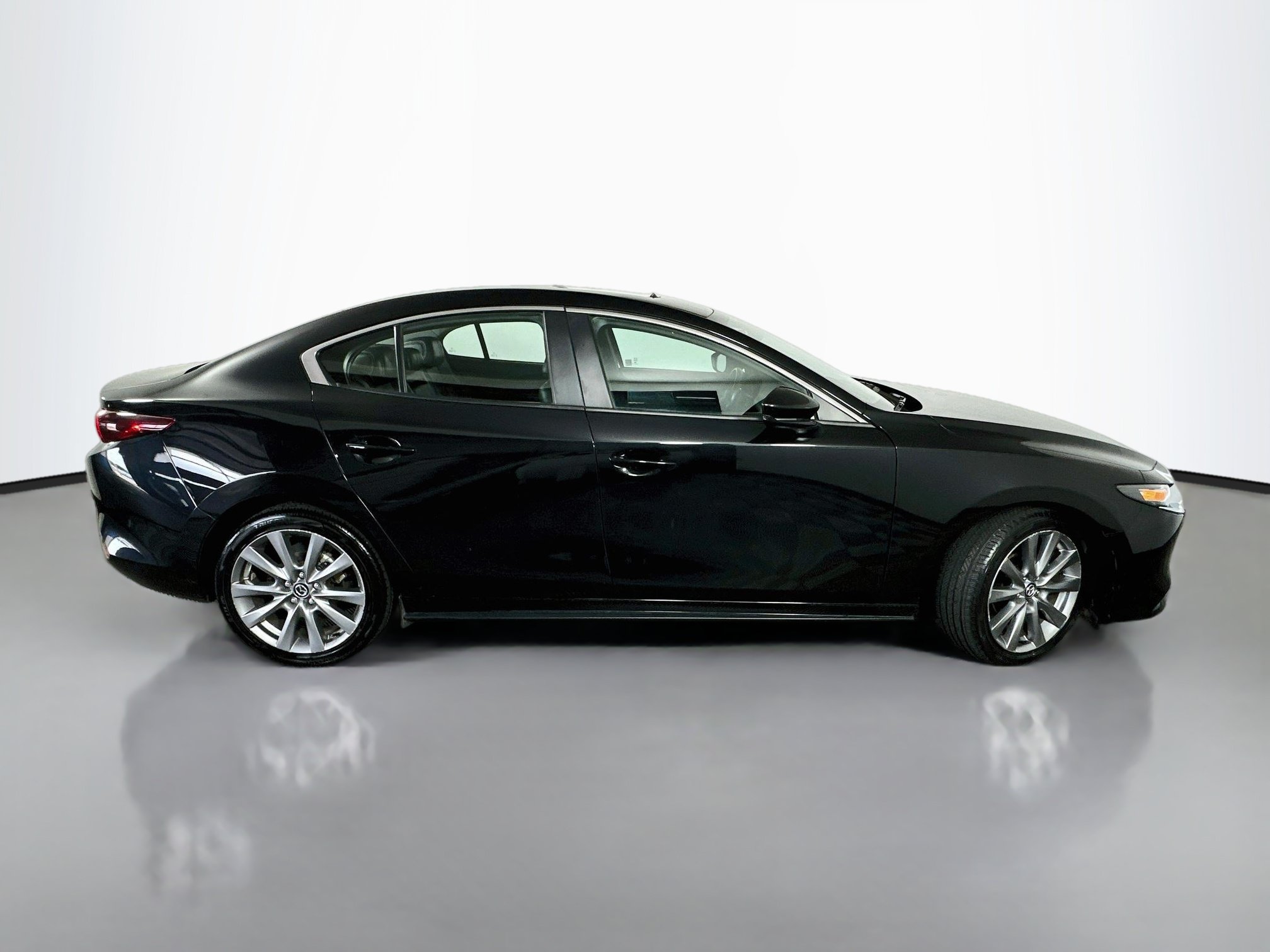 Used 2024 MAZDA MAZDA3 s FWD image 8