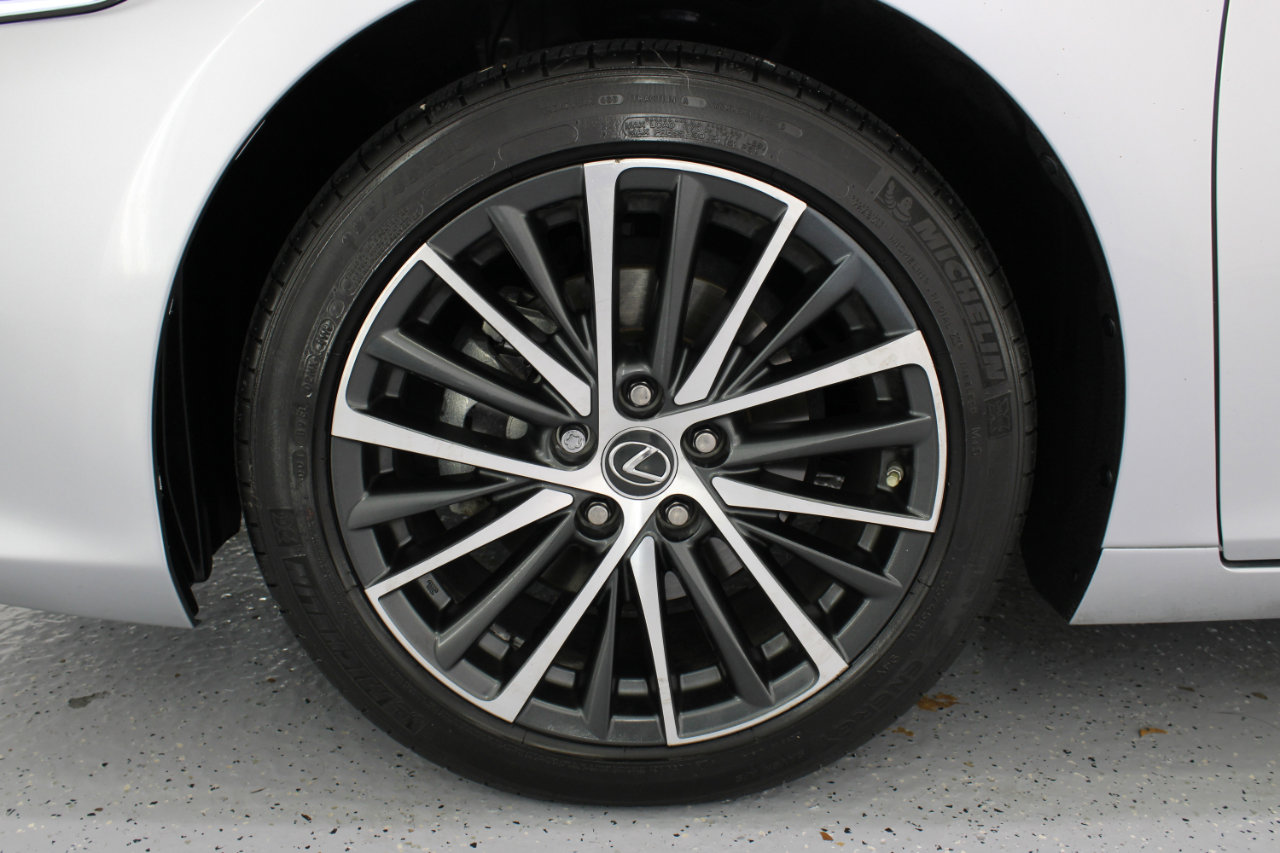 Used 2022 Lexus ES 350 w/ Premium Package image 82