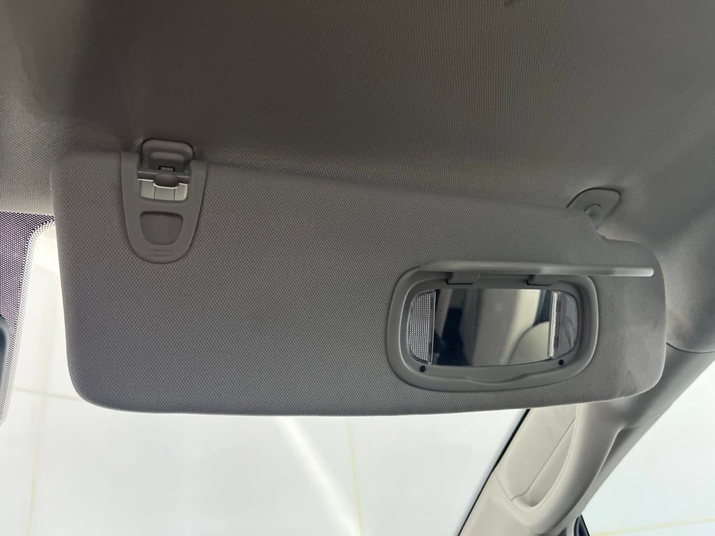 Used 2023 Chrysler Pacifica Limited FWD image 78