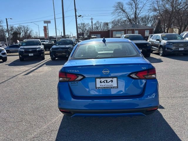 Used 2023 Nissan Versa SV image 6