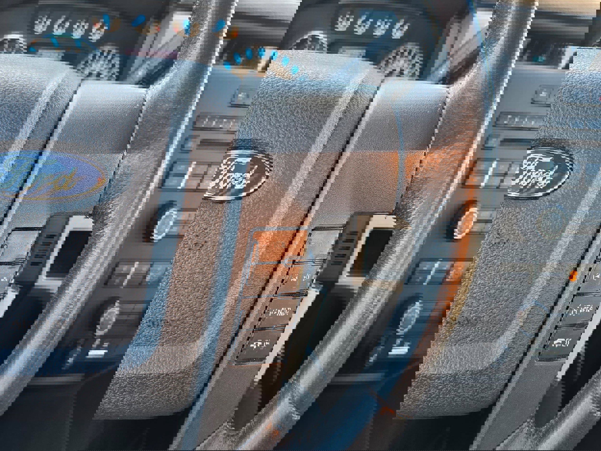 Used 2012 Ford F150 XLT w/ XLT Chrome Pkg image 16