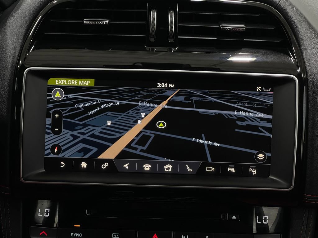 Used 2020 Jaguar F-PACE Checkered Flag image 10