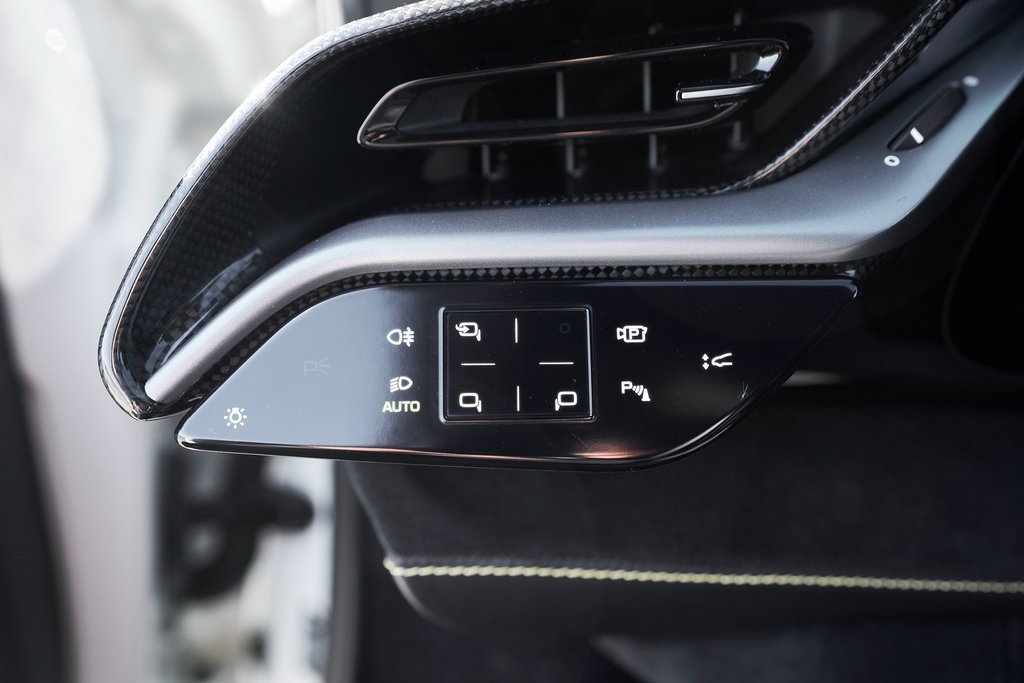 Used 2023 Ferrari SF90 Stradale image 51