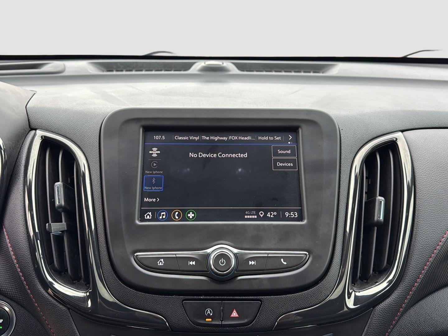 Used 2023 Chevrolet Equinox RS image 16