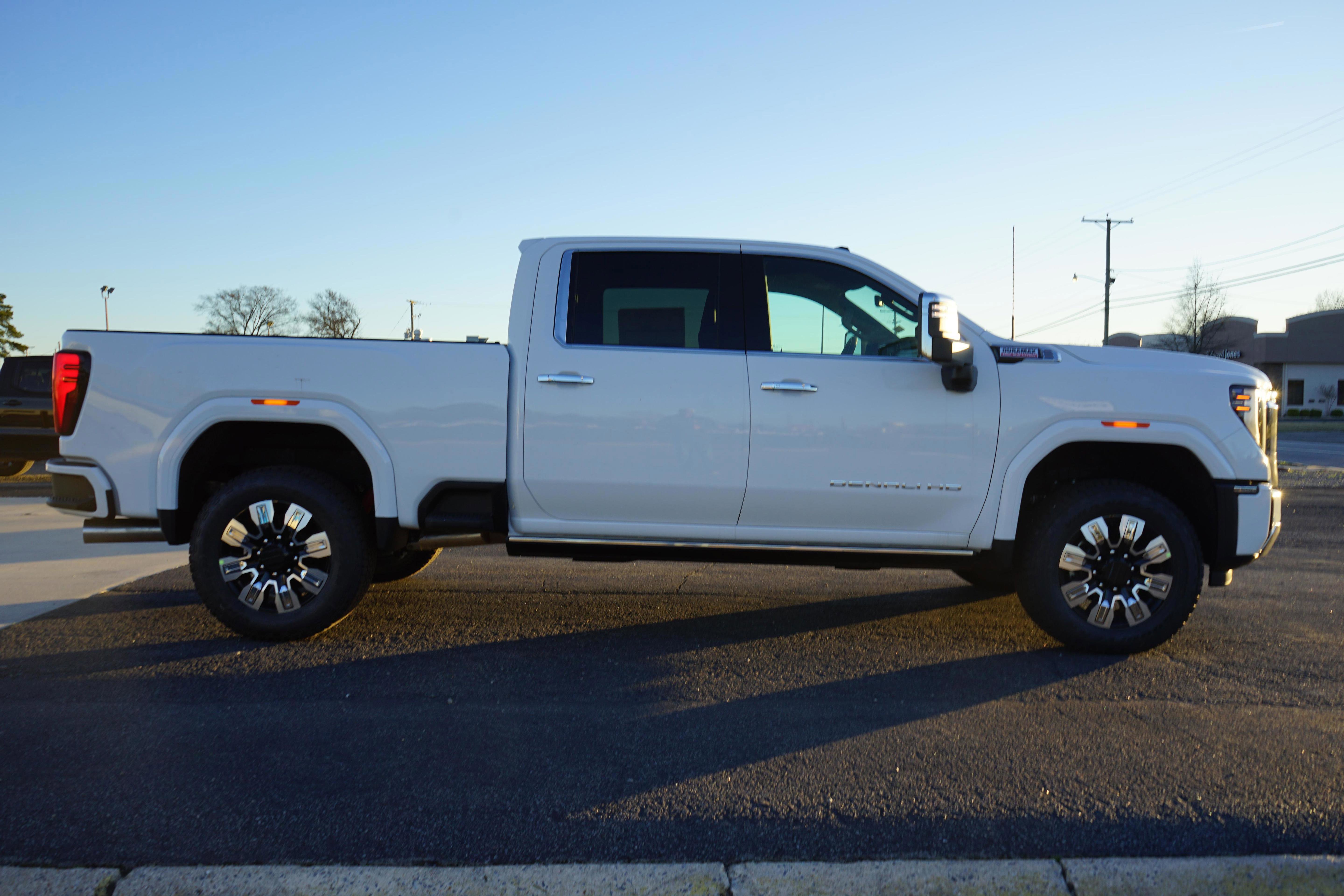 New 2026 GMC Sierra 2500 Denali w/ Technology Package image 6
