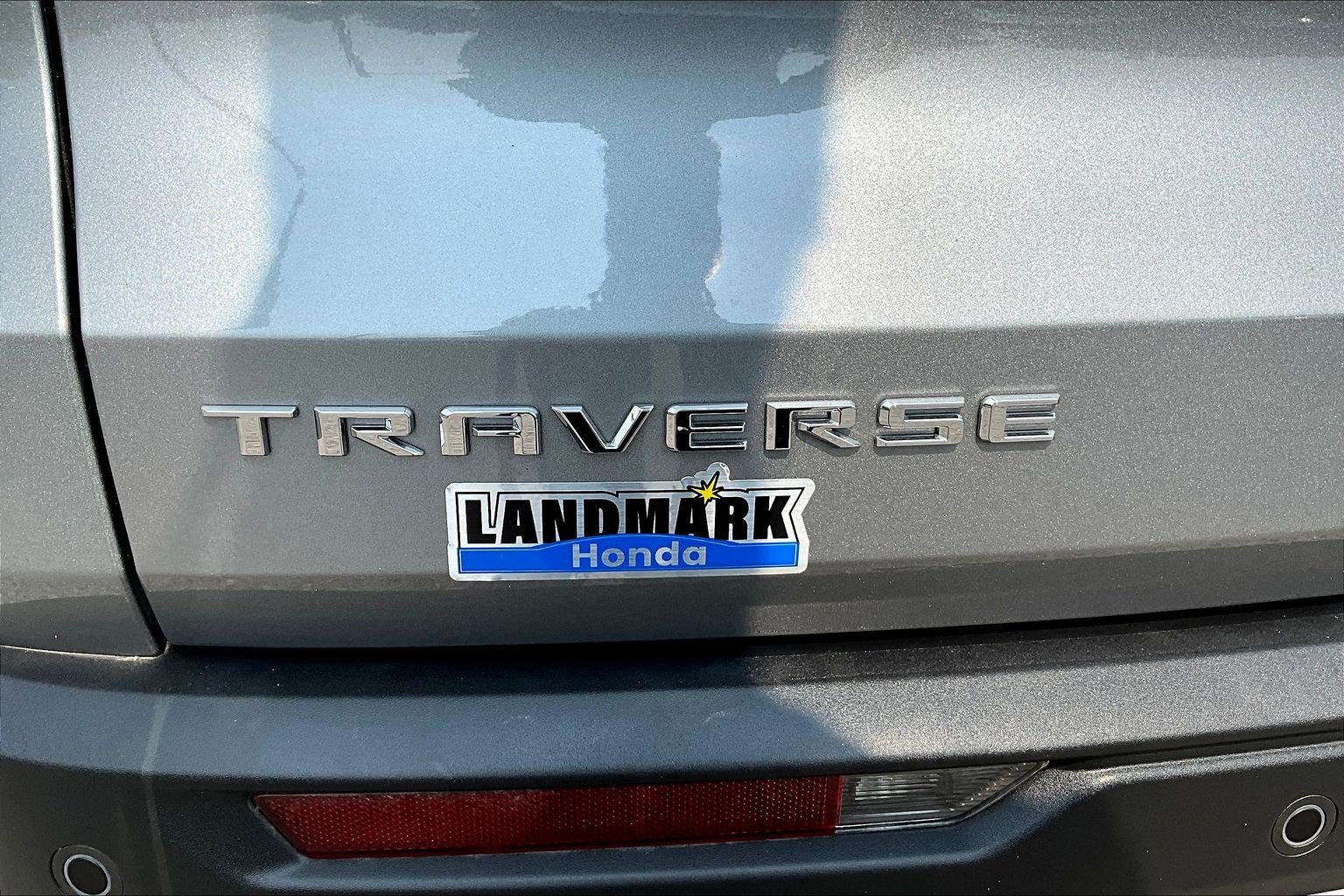 Used 2025 Chevrolet Traverse LT w/ Sun and Wheel Package FWD image 34