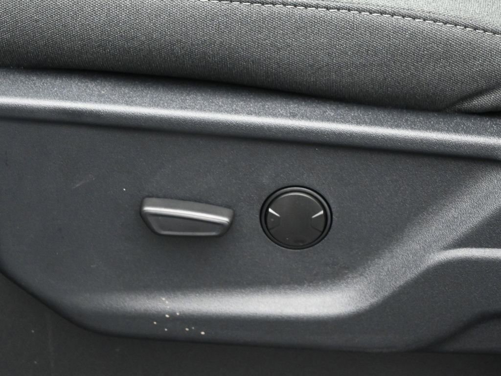 New 2026 Ford F250 XLT w/ FX4 Off-Road Package image 9