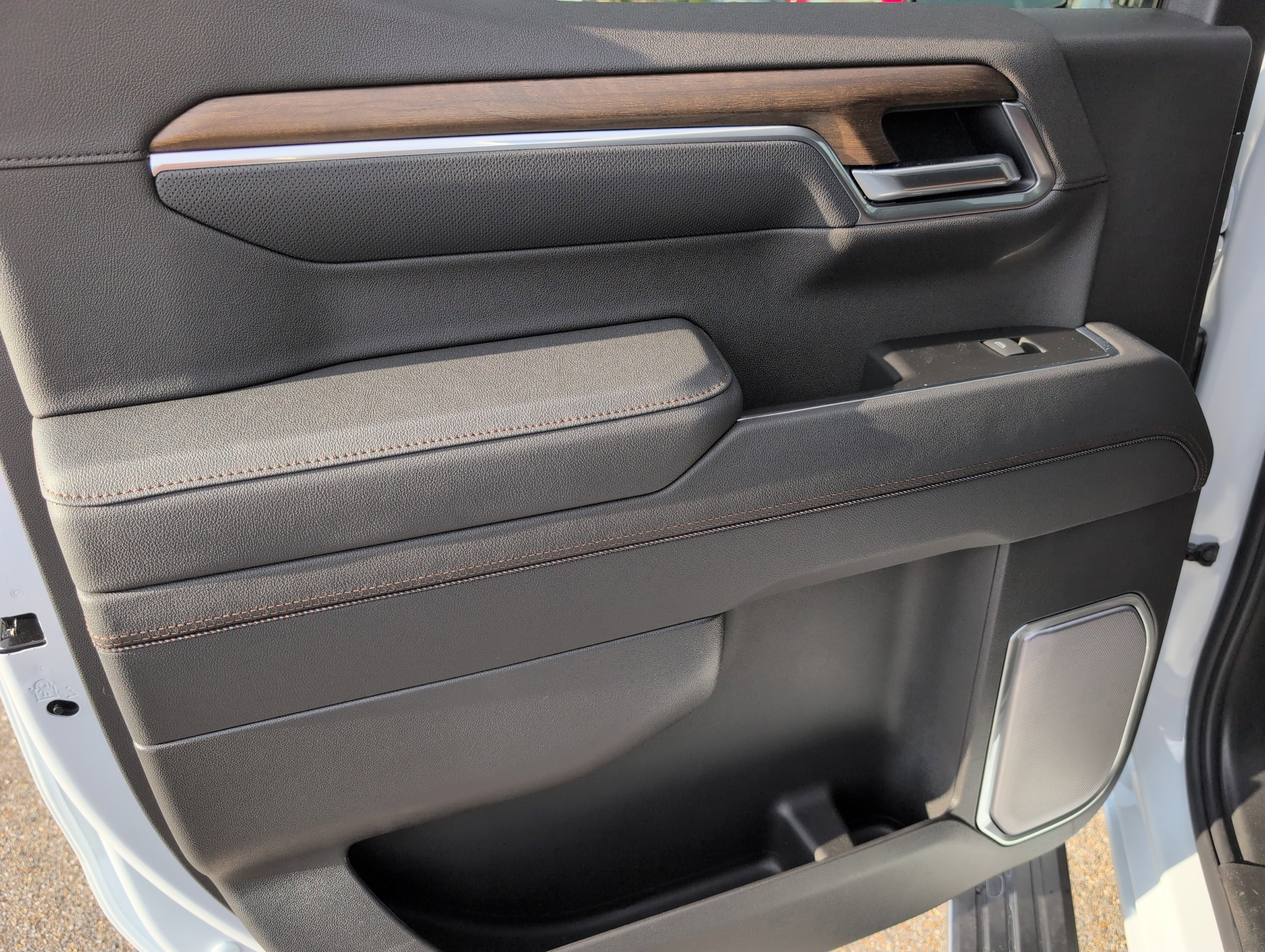 New 2026 Chevrolet Silverado 1500 High Country image 34
